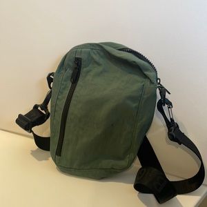 Olive Green Crossbody Baggu